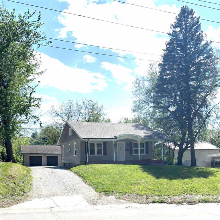 3302 Gene Field RoadSt Joseph,&nbsp;MO&nbsp;64506