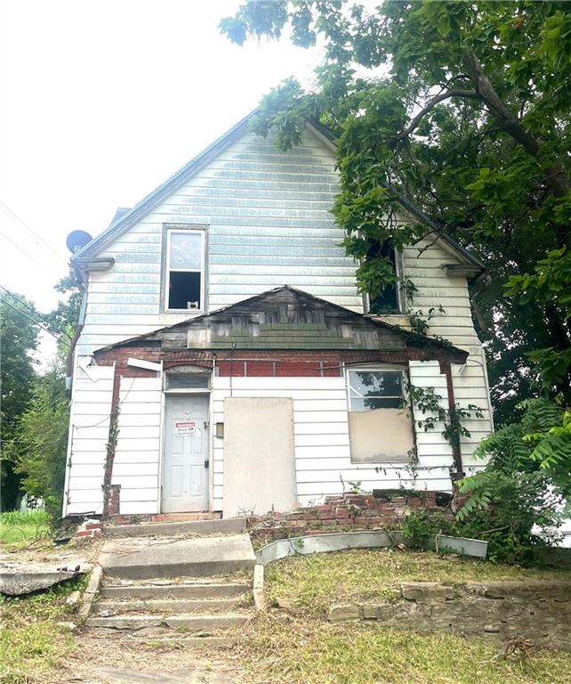 108 Clayton StreetSt Joseph,&nbsp;MO&nbsp;64504