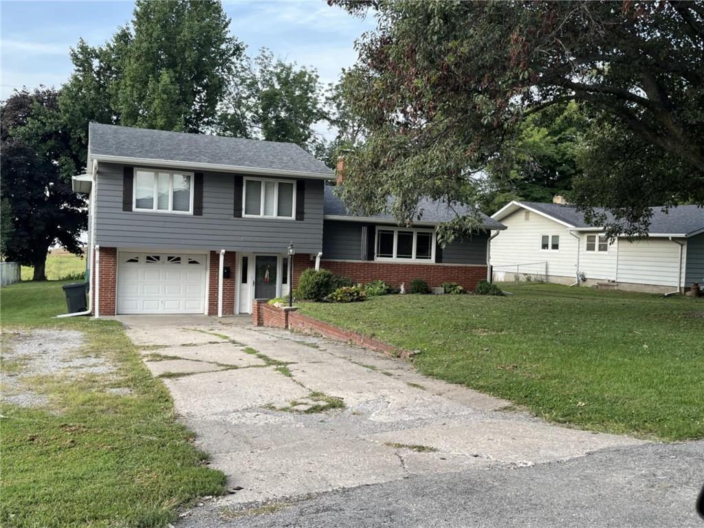 310 Donan StreetMound City, MO 64470