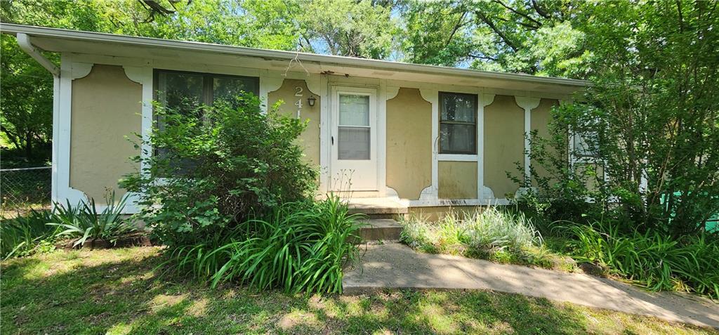 2411 Blackwell RoadSt Joseph, MO 64505