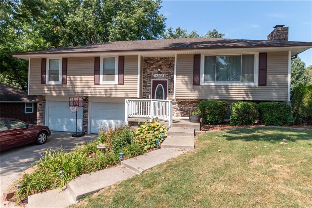 4309 S Stonecrest CircleSt Joseph, MO 64506