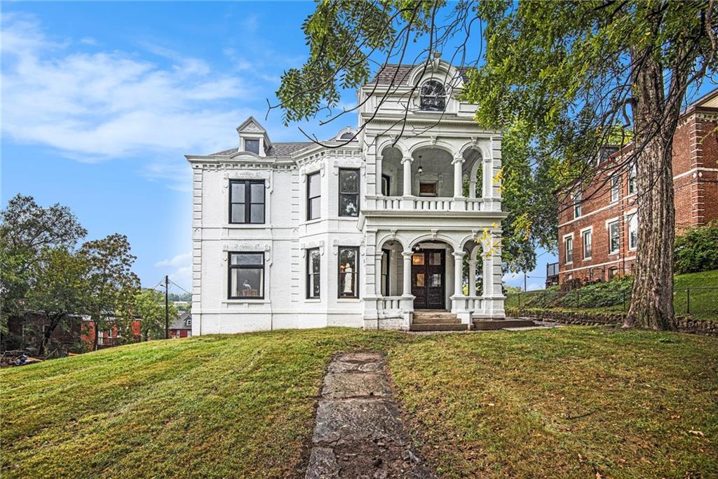 1311 Francis StreetSt Joseph, MO 64501