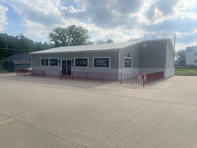 306 E Hyde Park AvenueSt Joseph, MO 64504