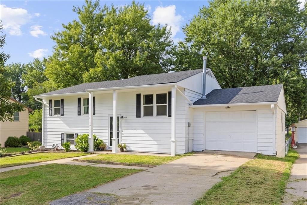3119 Jennifer LaneCountry Club, MO 64506