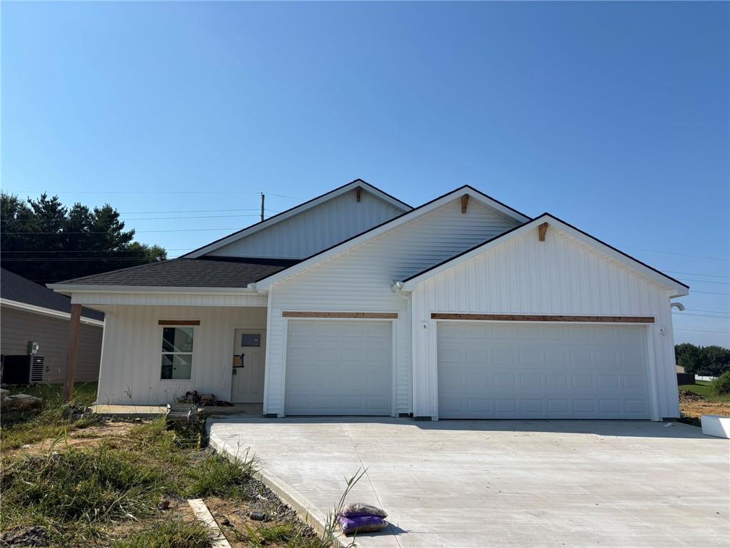 4810 S Creek Woods DriveSt Joseph,&nbsp;MO&nbsp;64507