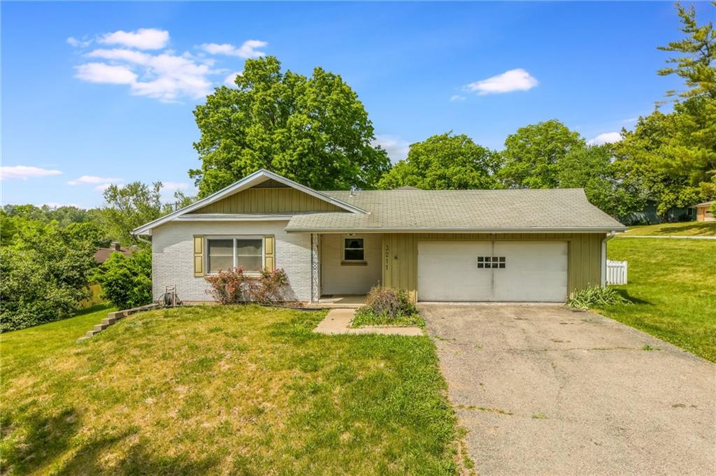 3211 Oakland AvenueSt Joseph, MO 64506