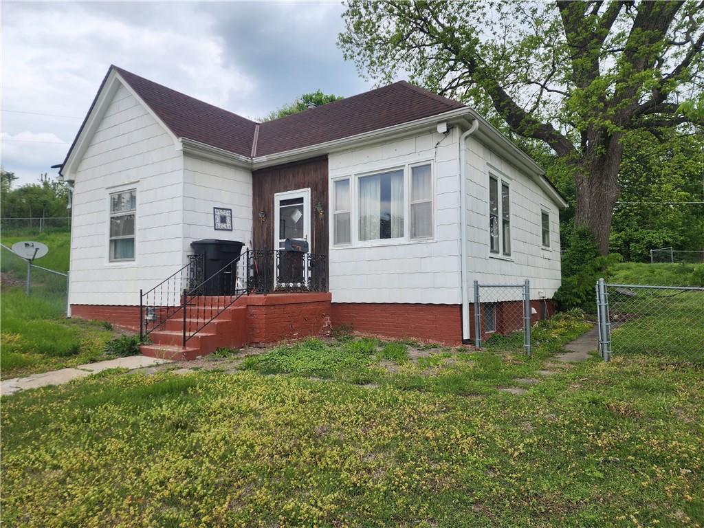 2219 Dewey StreetSt Joseph,&nbsp;MO&nbsp;64505