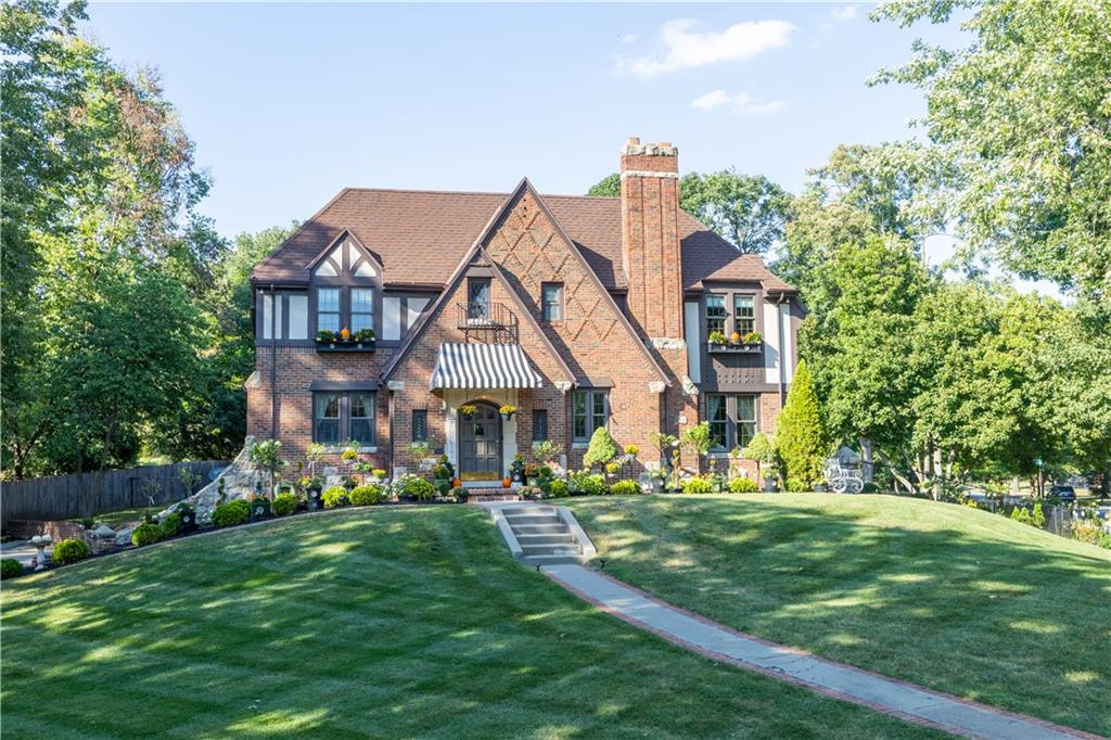 1610 Ashland AvenueSt Joseph,&nbsp;MO&nbsp;64506