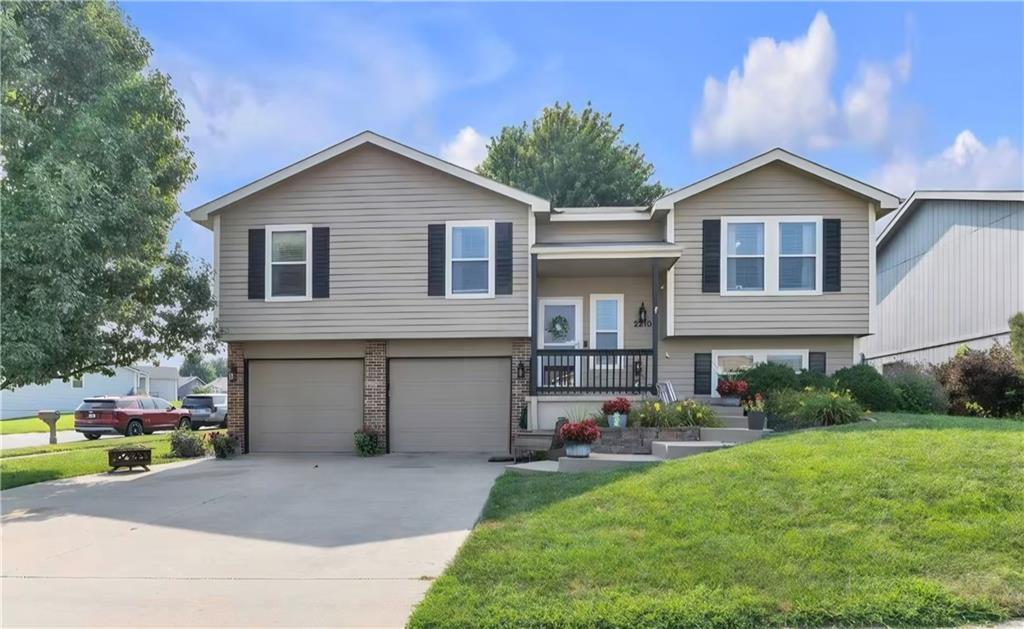 2210 Meadow TrailSt Joseph,&nbsp;MO&nbsp;64503