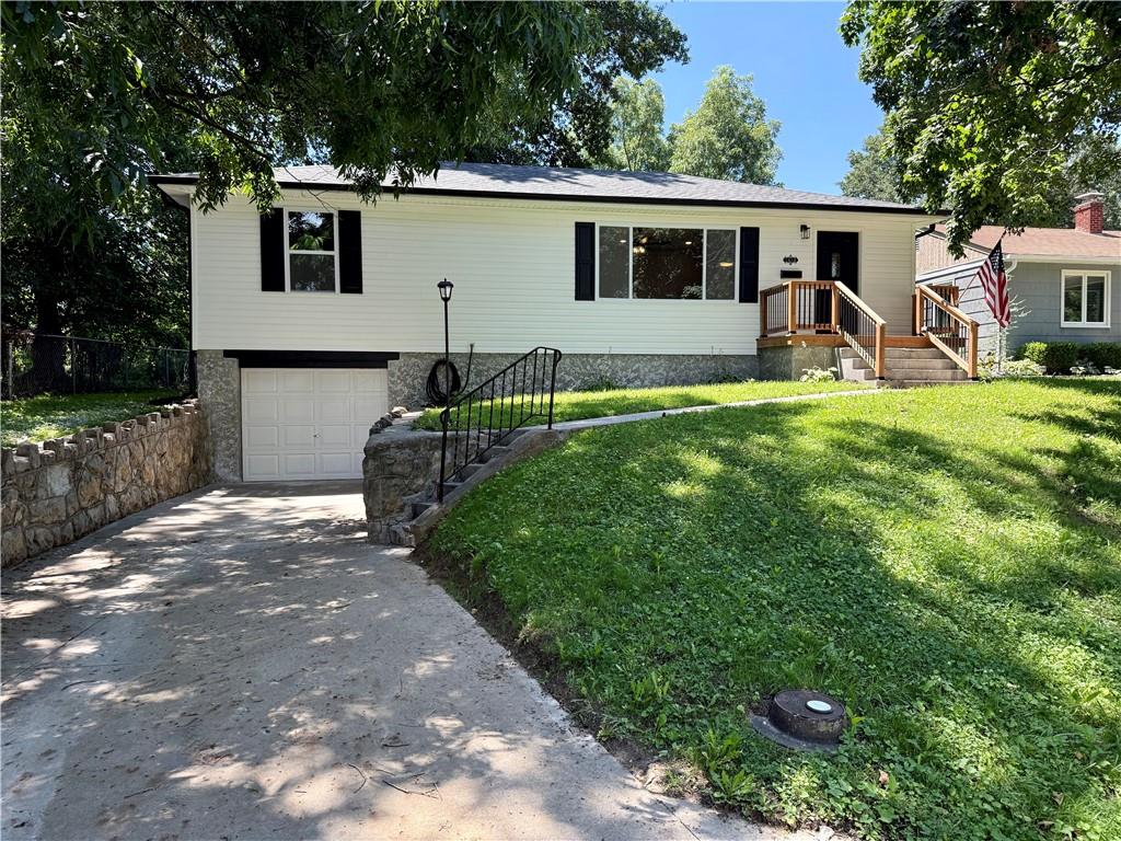 1814 Manchester RoadSt Joseph, MO 64505