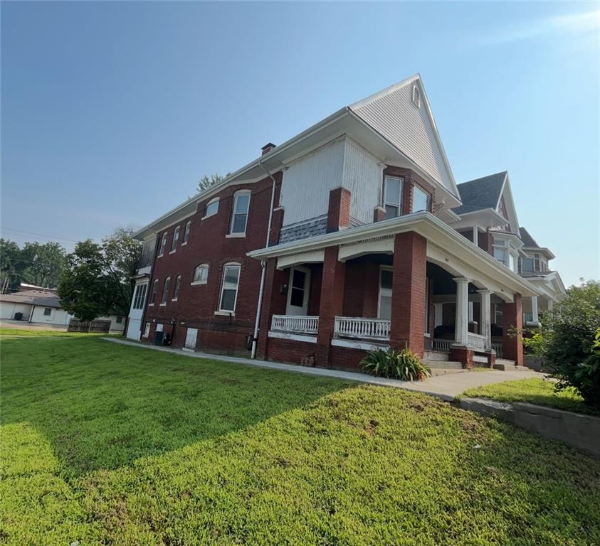 2217-19 Jones StreetSt Joseph, MO 64501