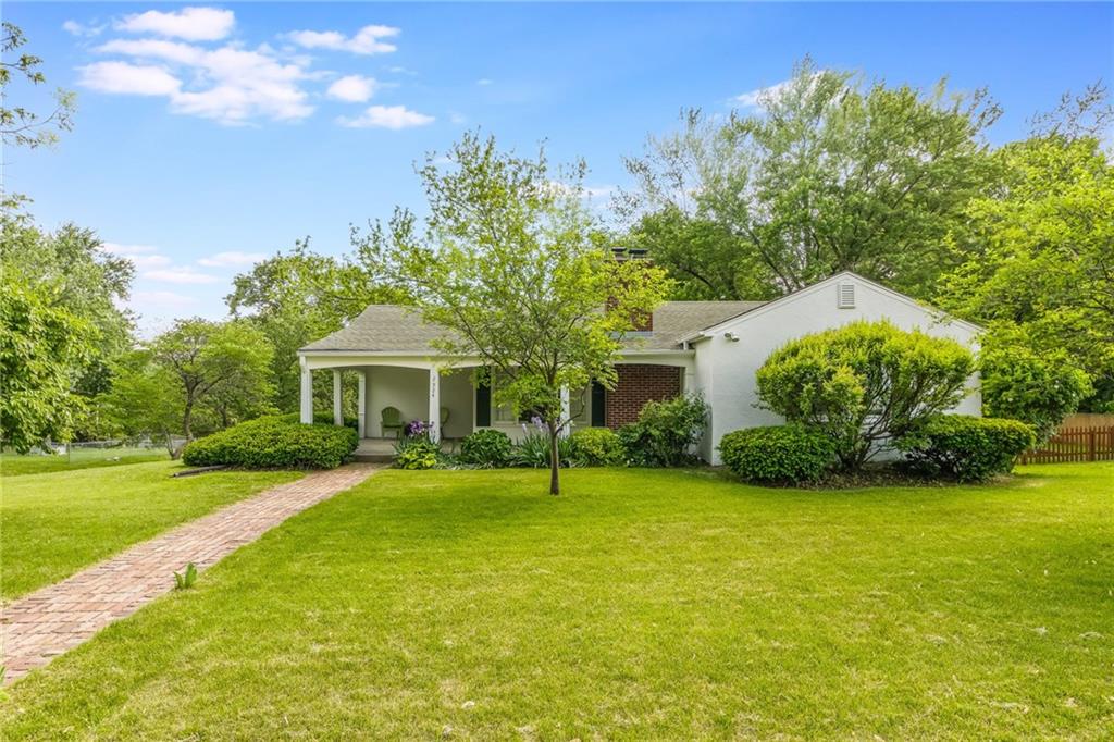 2924 Oakland AvenueSt Joseph, MO 64506