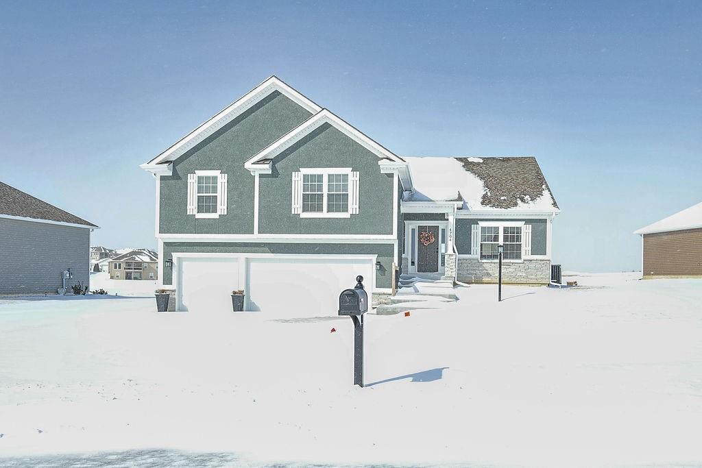 4704 Woodland Shores DriveSt Joseph, MO 64505