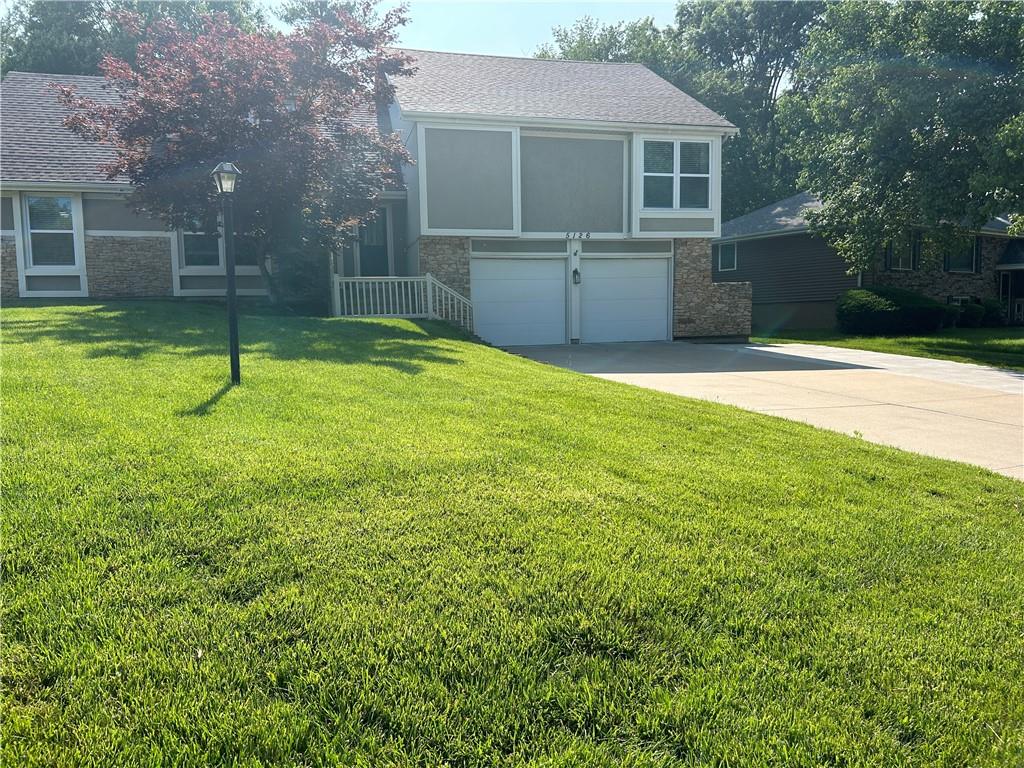 5126 Briarwood LaneSt Joseph, MO 64506