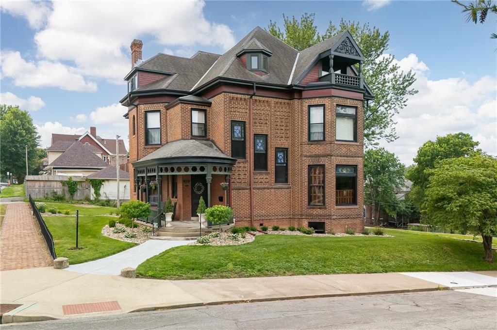 1328 Francis StreetSt Joseph, MO 64501