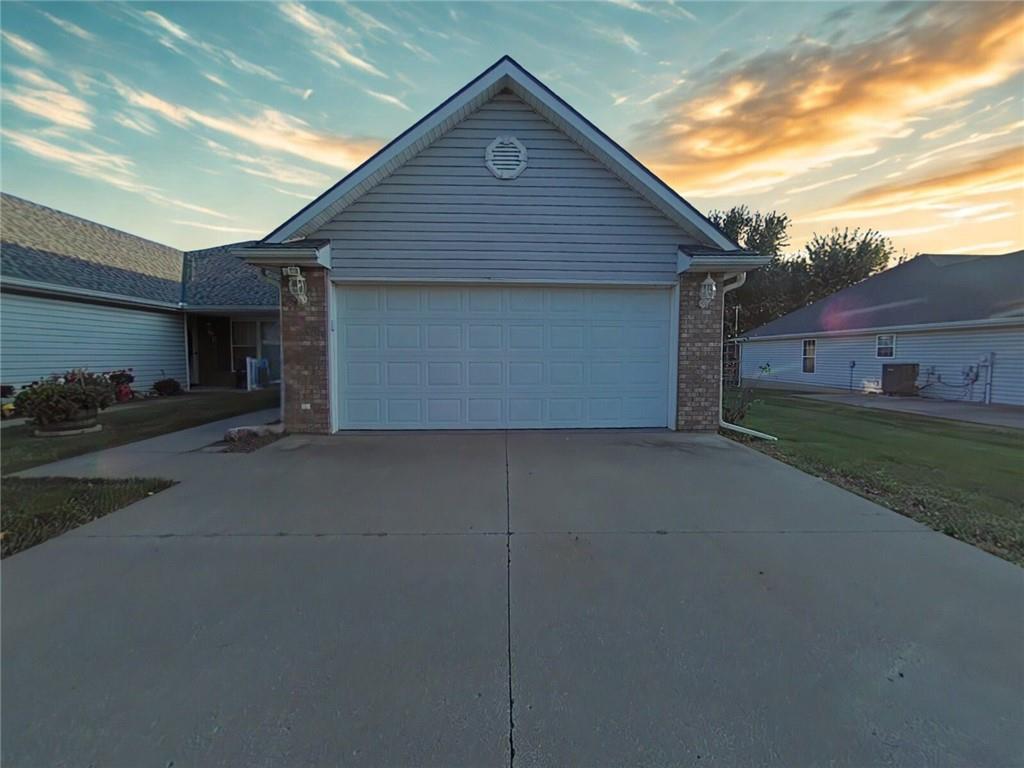 1106 E Chestnut CourtSavannah, MO 64485