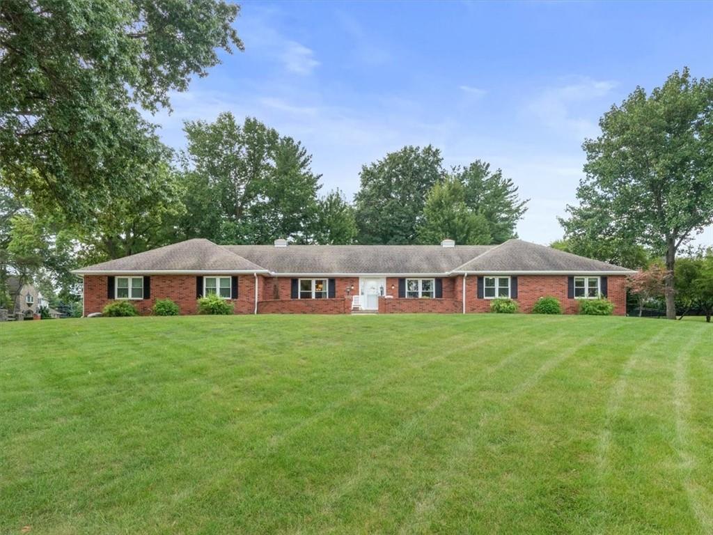 2 Eastwood DriveSt Joseph, MO 64506