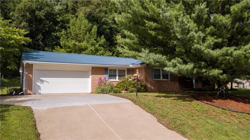 3104 Hampton RoadSt Joseph,&nbsp;MO&nbsp;64505