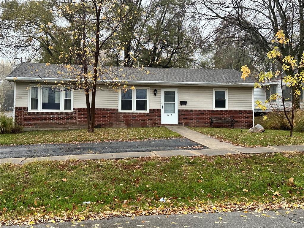 1213 W Chestnut StreetSavannah, MO 64485