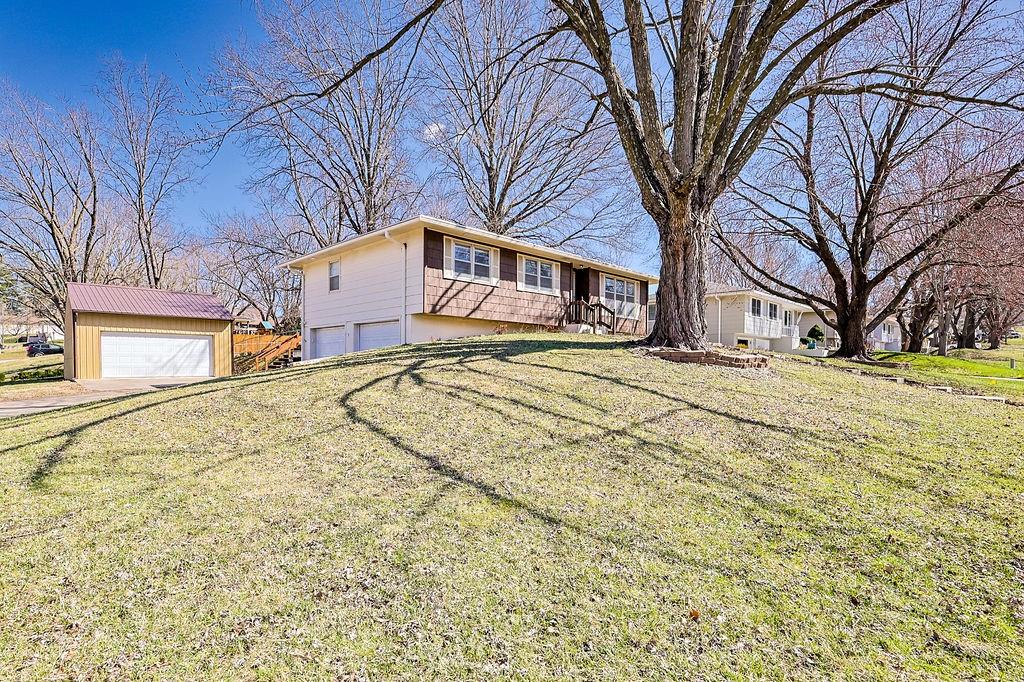 2717 Ajax RoadSt Joseph, MO 64503