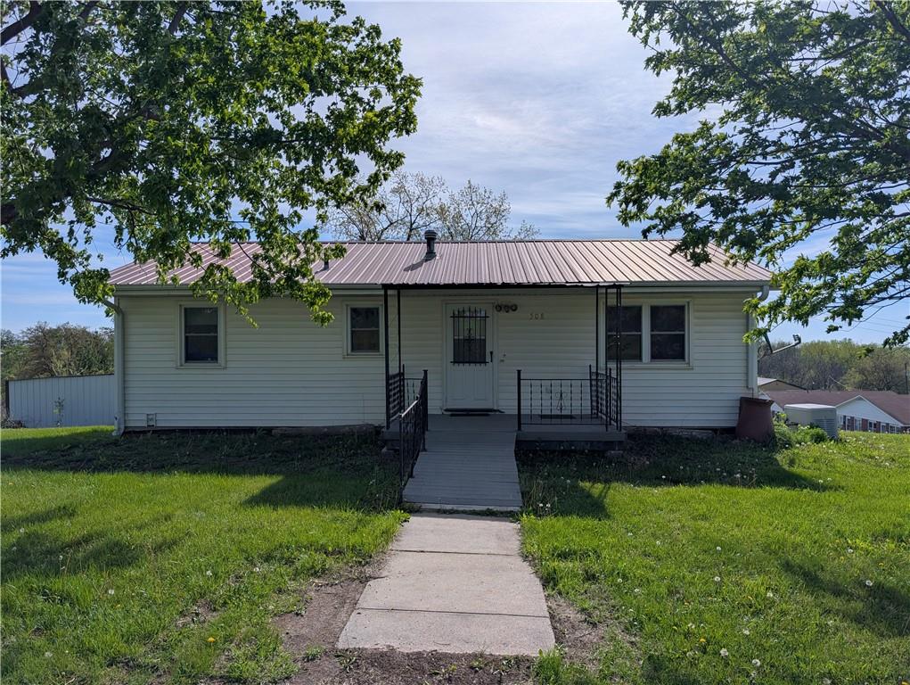 508 S Lyon StreetGrant City,&nbsp;MO&nbsp;64456
