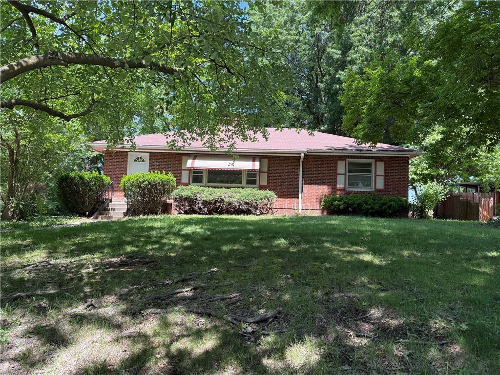 3407 Gene Field RoadSt Joseph,&nbsp;MO&nbsp;64506
