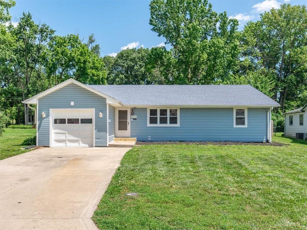 1605 Brookside StreetSt Joseph, MO 64506