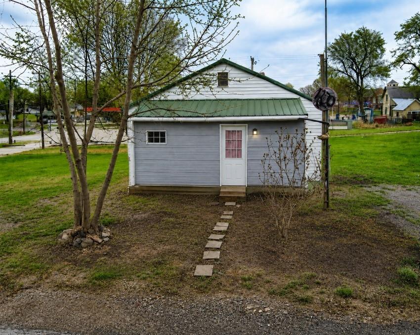208 Prospect StreetKing City,&nbsp;MO&nbsp;64463