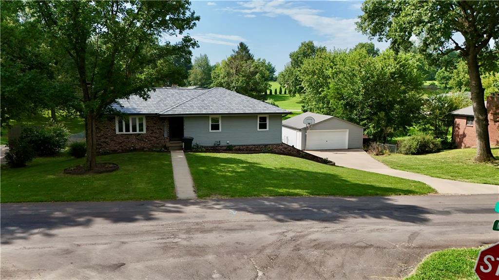3814 Meadow Oak LaneSt Joseph, MO 64503