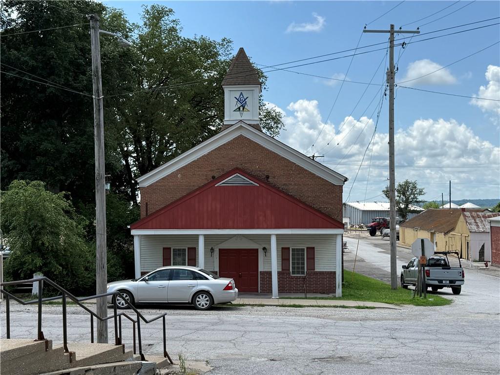 202 Grand AvenueForest City, MO 64451