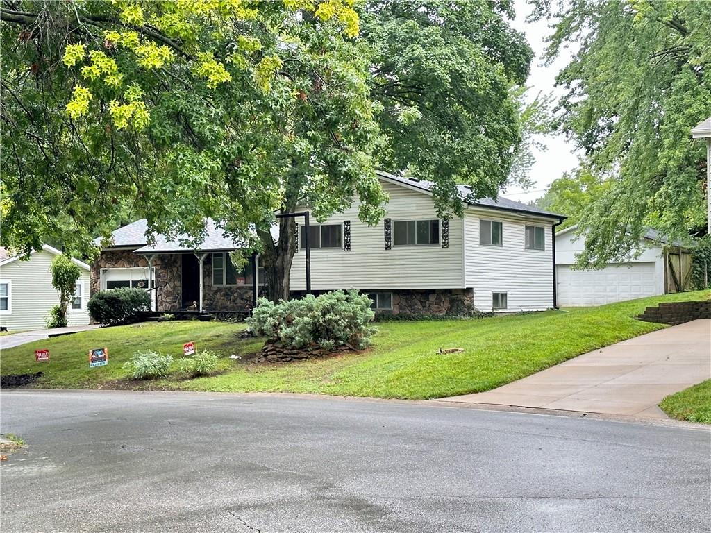 1606 Frankie LaneSt Joseph, MO 64503