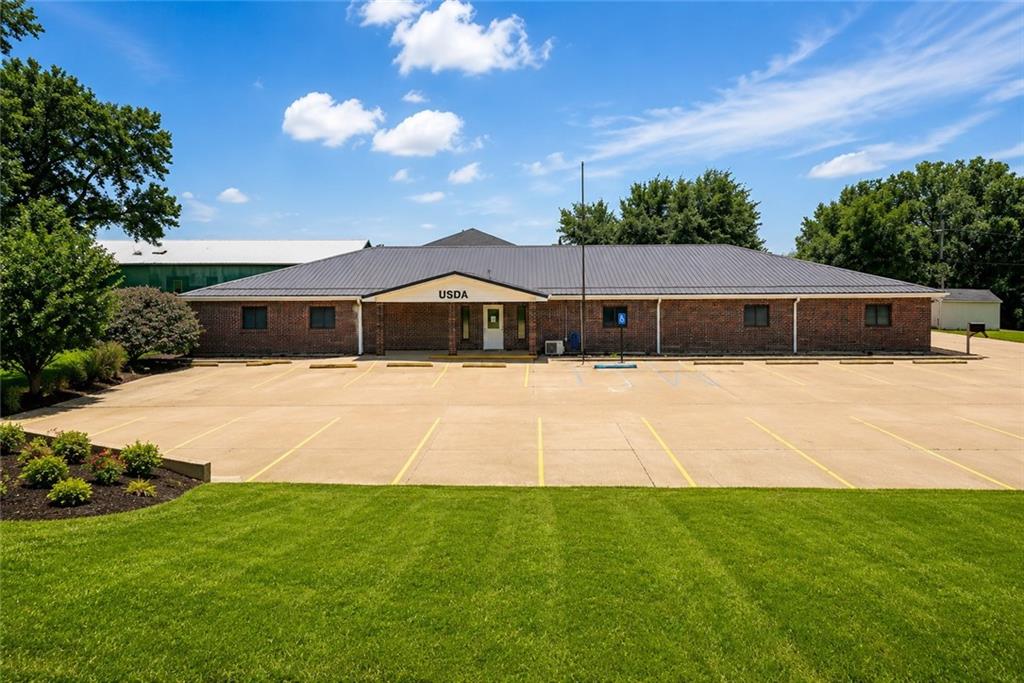 118 W Davis StreetMound City,&nbsp;MO&nbsp;64470