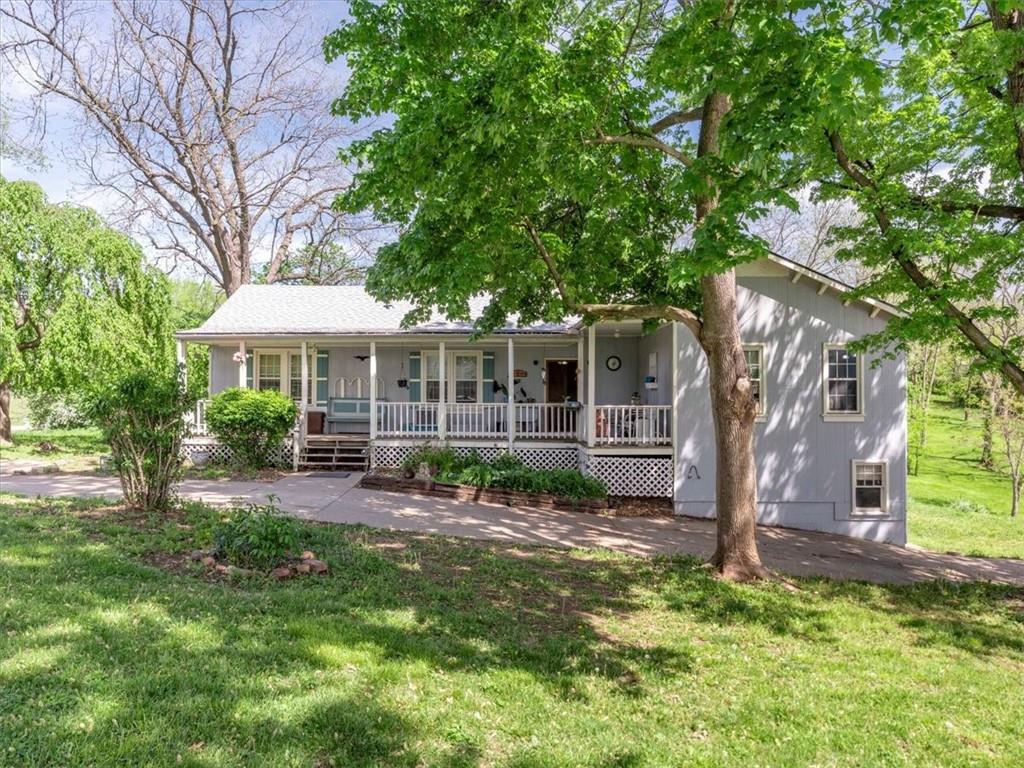 1002 E Cliff StreetSt Joseph, MO 64504
