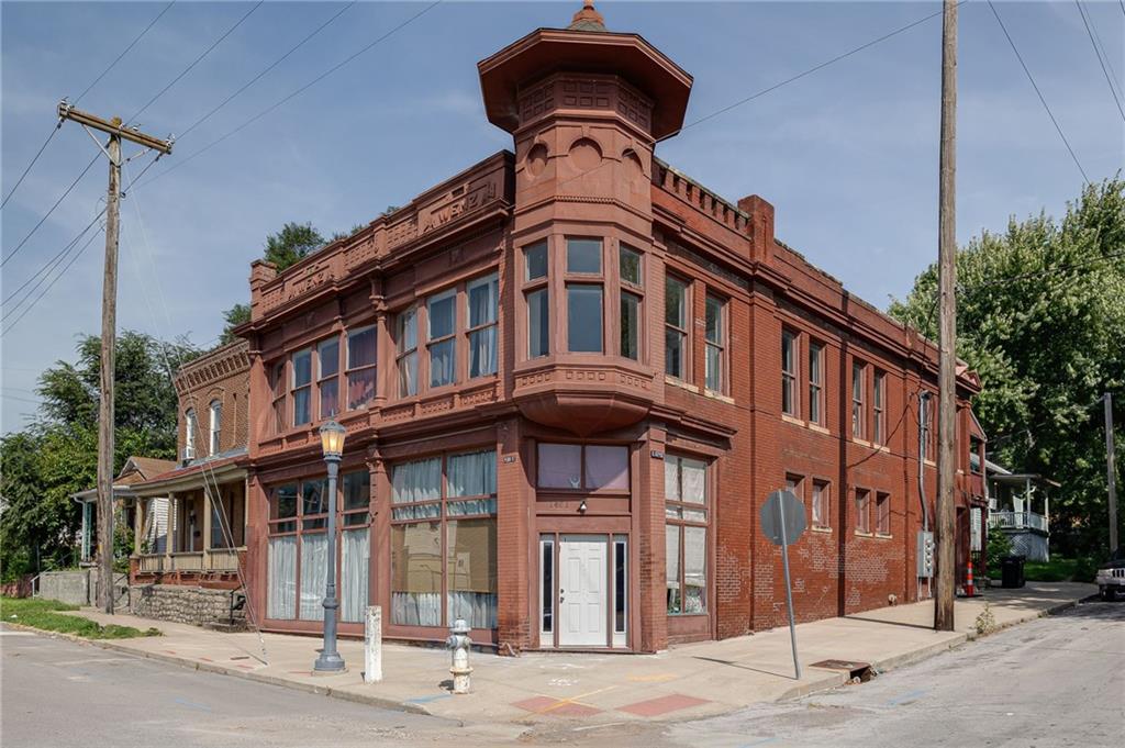 1421 Penn StreetSt Joseph,&nbsp;MO&nbsp;64503