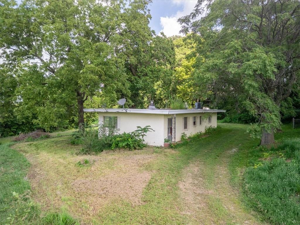 119 E Davis StreetMound City, MO 64470