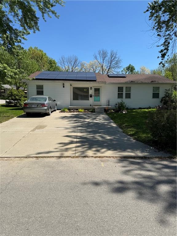 1611 Brookside DriveSt Joseph, MO 64506