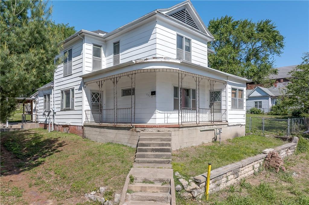 922 S 15th StreetSt Joseph,&nbsp;MO&nbsp;64503