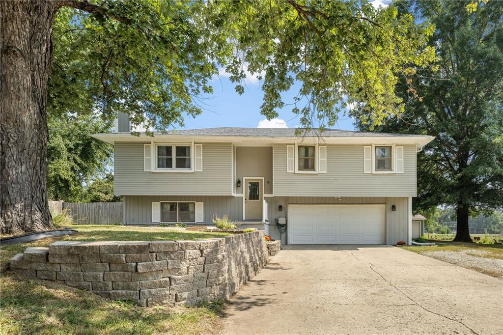 9 Oriole DriveAgency, MO 64401