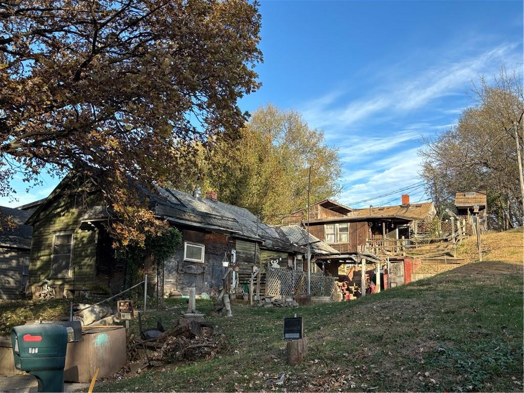 621 E Colorado AvenueSt Joseph, MO 64504