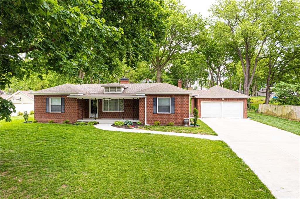 1703 S 40th StreetSt Joseph,&nbsp;MO&nbsp;64507