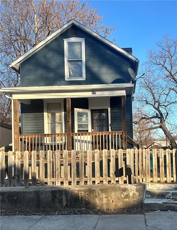 825 Warsaw AvenueSt Joseph,&nbsp;MO&nbsp;64507