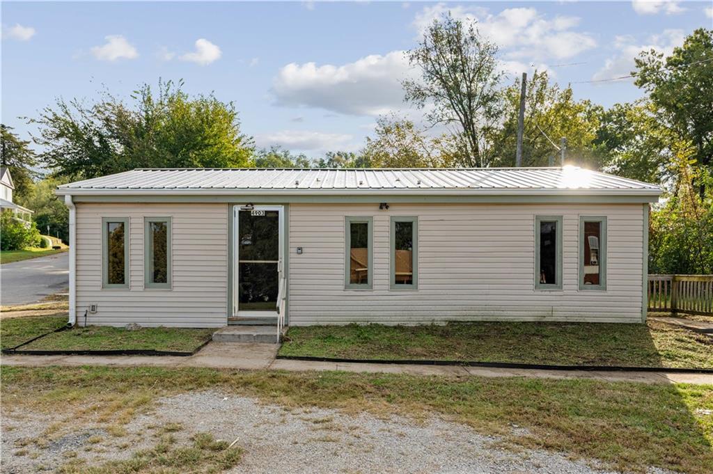 4903 King Hill AvenueSt Joseph,&nbsp;MO&nbsp;64504