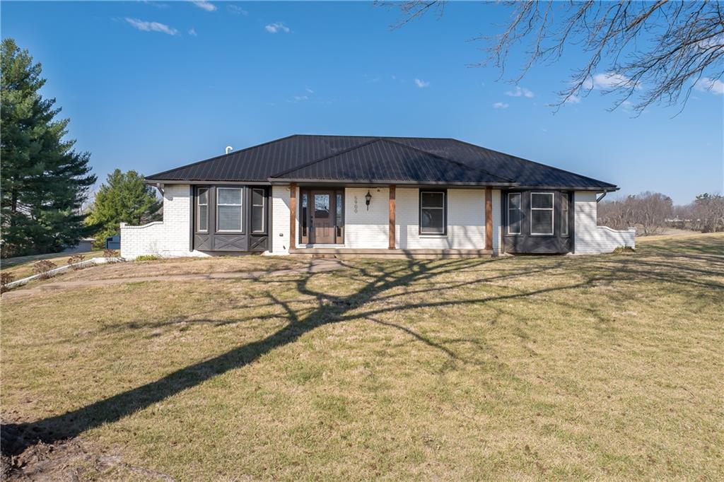 5900 Palomino DriveSt Joseph,&nbsp;MO&nbsp;64505