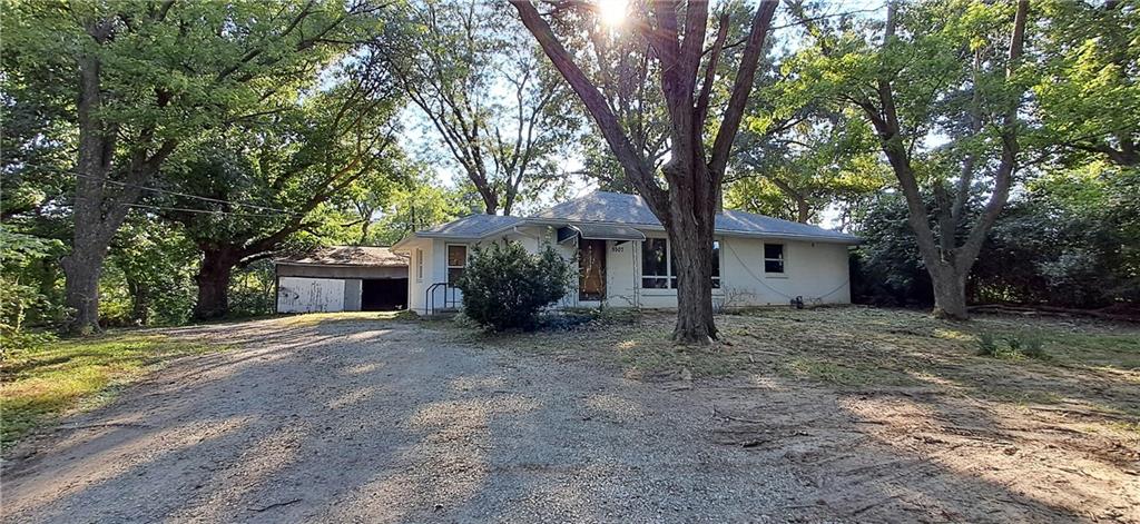 5507 NE Maxwell RoadSt Joseph, MO 64505