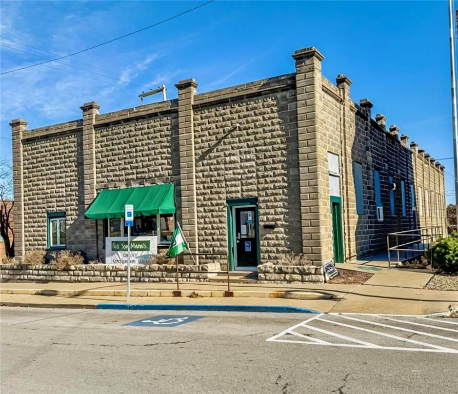 423 N Market StreetMaryville, MO 64468