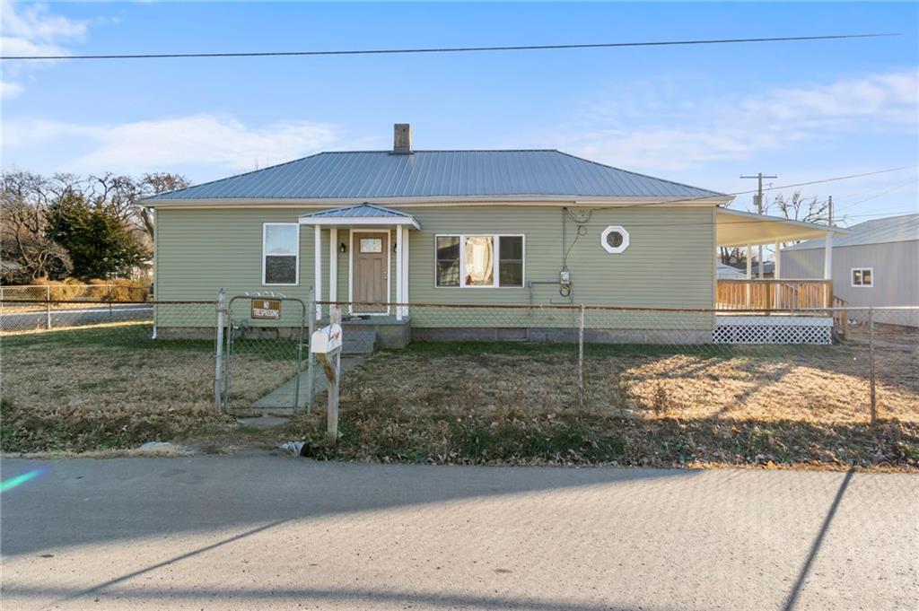 6802 Binswanger StreetSt Joseph,&nbsp;MO&nbsp;64504