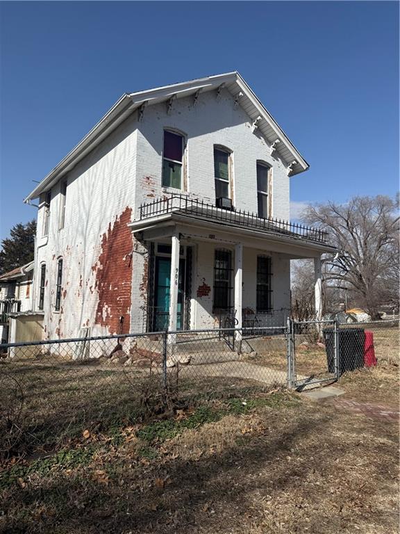 906 S 11th StreetSt Joseph,&nbsp;MO&nbsp;64503