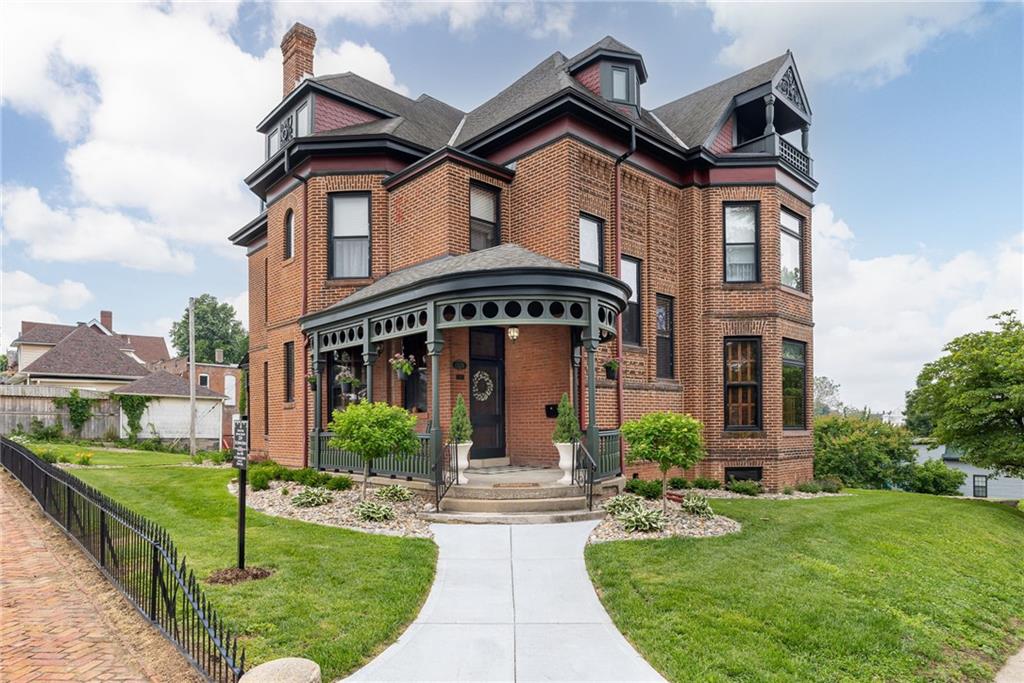 1328 Francis StreetSt Joseph,&nbsp;MO&nbsp;64501