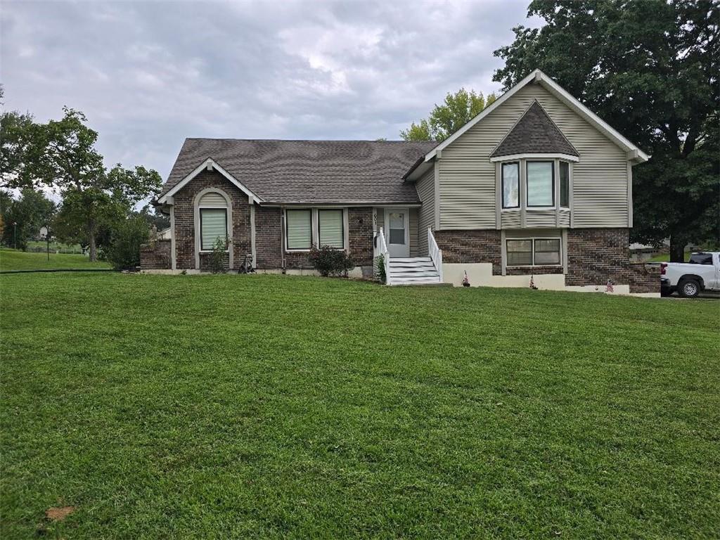601 W Stonecrest CircleSt Joseph, MO 64506