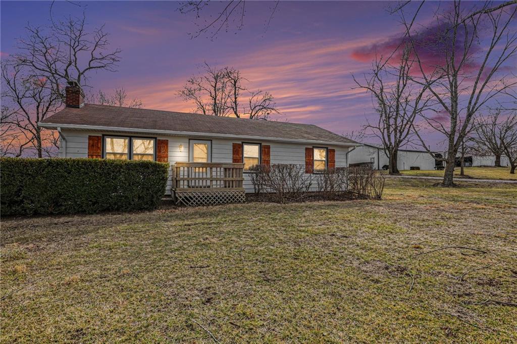 12120 SE West RoadEdgerton,&nbsp;MO&nbsp;64444
